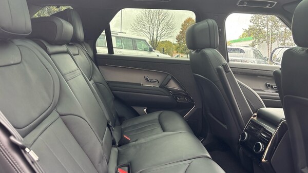Used Land Rover Range Rover Sport 2023 for sale - 76007879: Photo 4