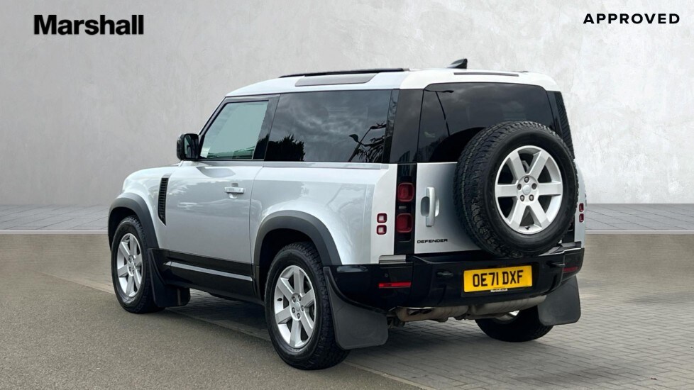 Used Land Rover Defender 2022 for sale - 76302241: Photo 2