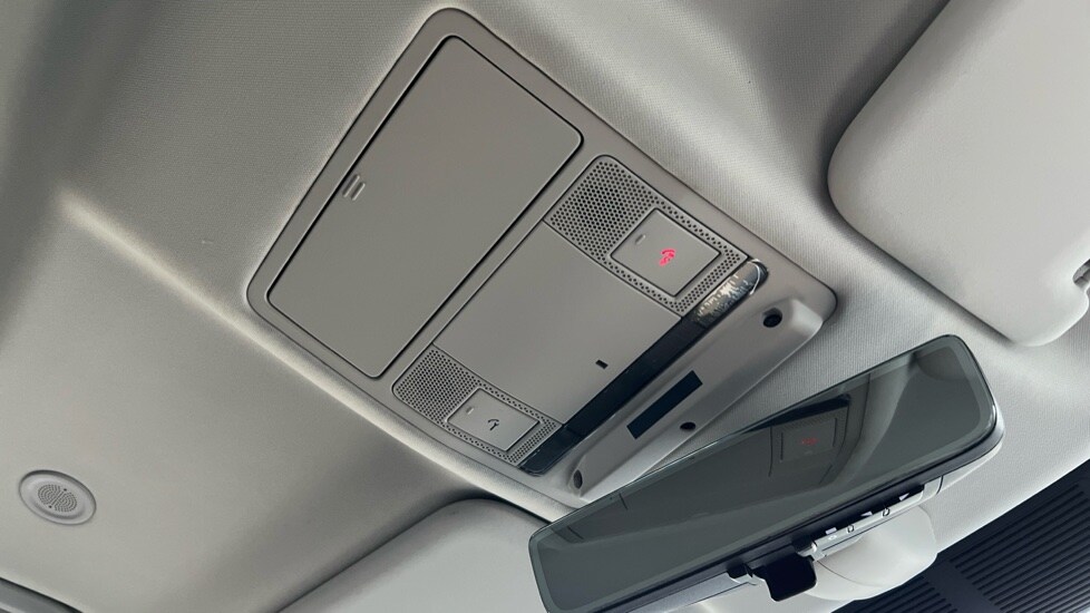 Used Land Rover Defender 2022 for sale - 76302241: Photo 51