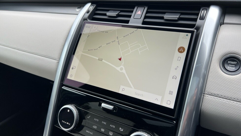 Used Land Rover Discovery 2024 for sale - 76007961: Photo 11