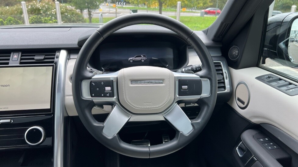 Used Land Rover Discovery 2024 for sale - 76007961: Photo 15
