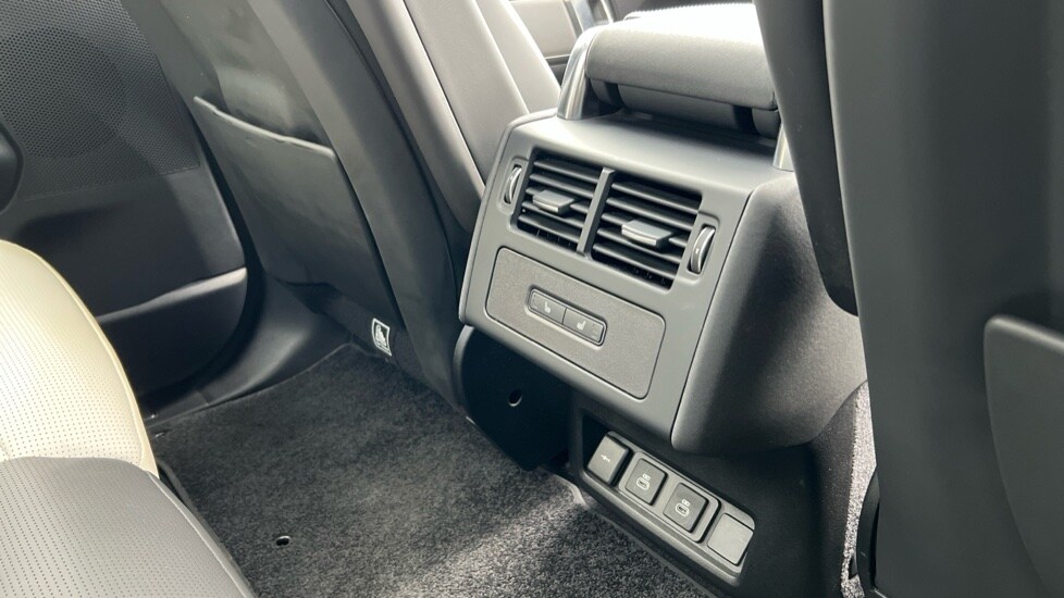 Used Land Rover Discovery 2024 for sale - 76007961: Photo 18