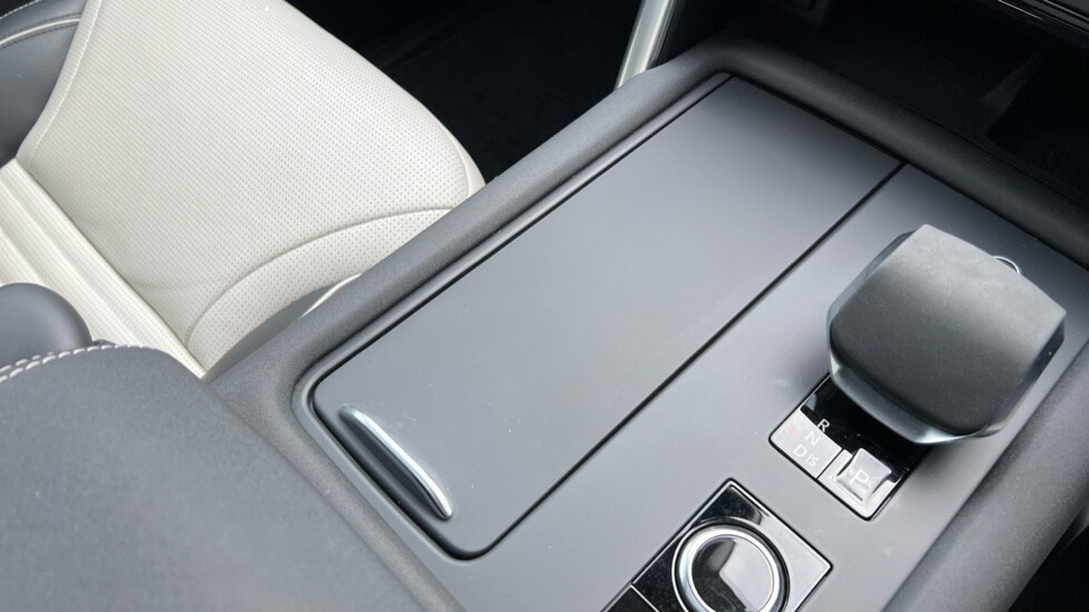 Used Land Rover Discovery 2024 for sale - 76007961: Photo 59