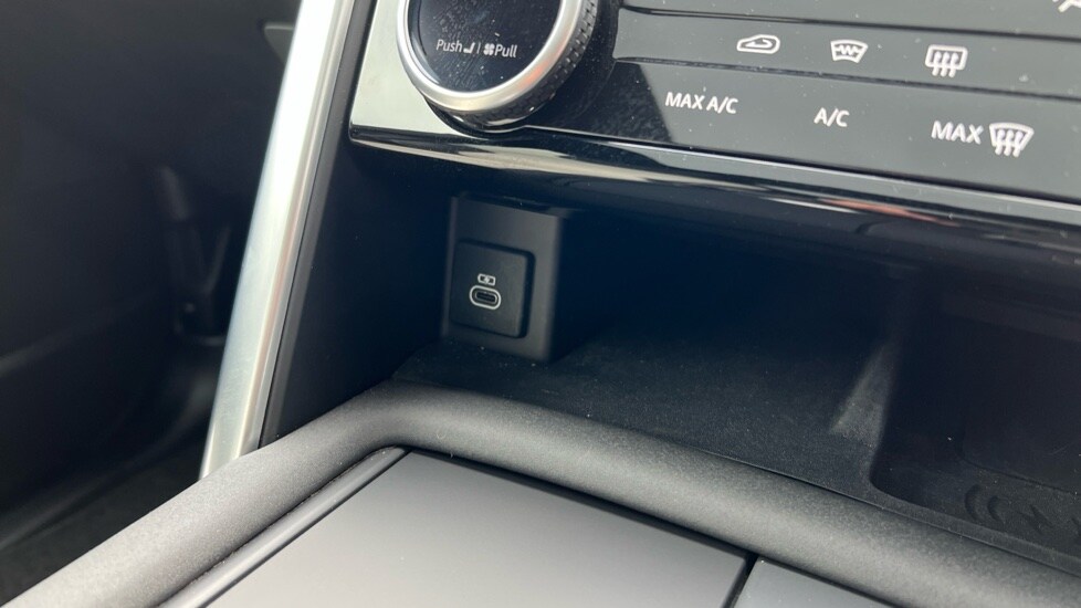 Used Land Rover Discovery 2024 for sale - 76007961: Photo 61