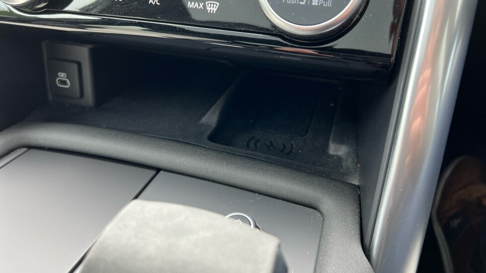 Used Land Rover Discovery 2024 for sale - 76007961: Photo 62