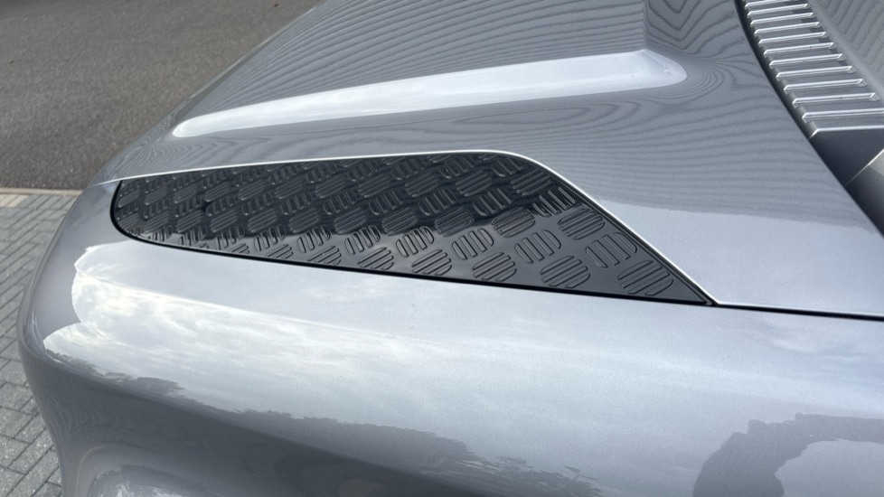 Used Land Rover Defender 2024 for sale - 76474858: Photo 24