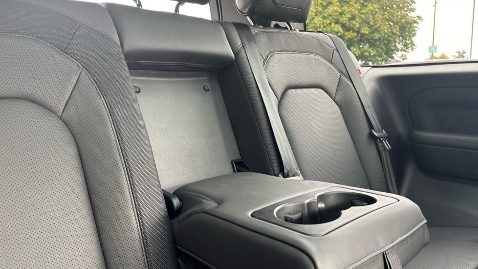 Used Land Rover Defender 2024 for sale - 76474858: Photo 56