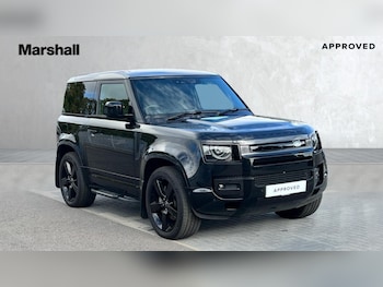 Land Rover - Defender