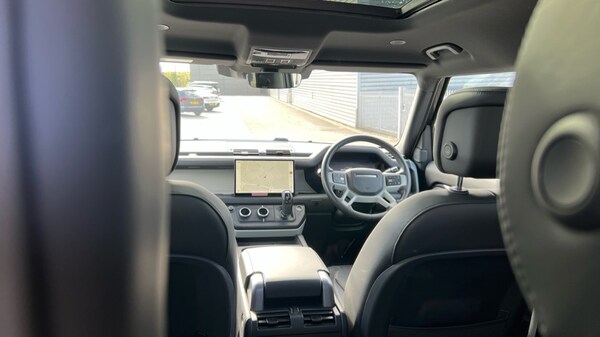 Used Land Rover Defender 2023 for sale - 76190904: Photo 39