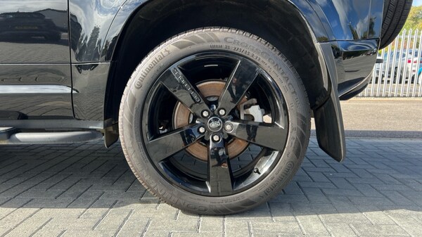 Used Land Rover Defender 2023 for sale - 76190904: Photo 8