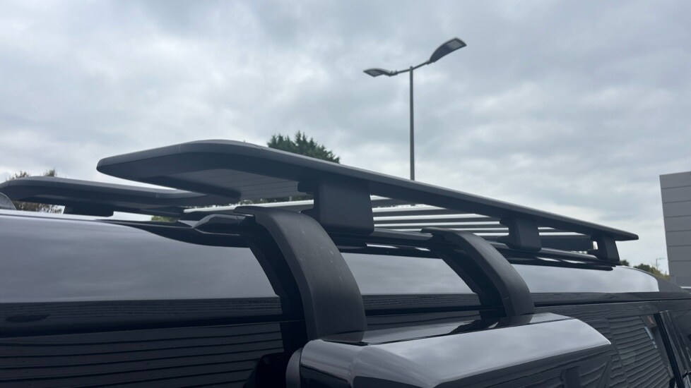 Used Land Rover Defender 2023 for sale - 76067003: Photo 40