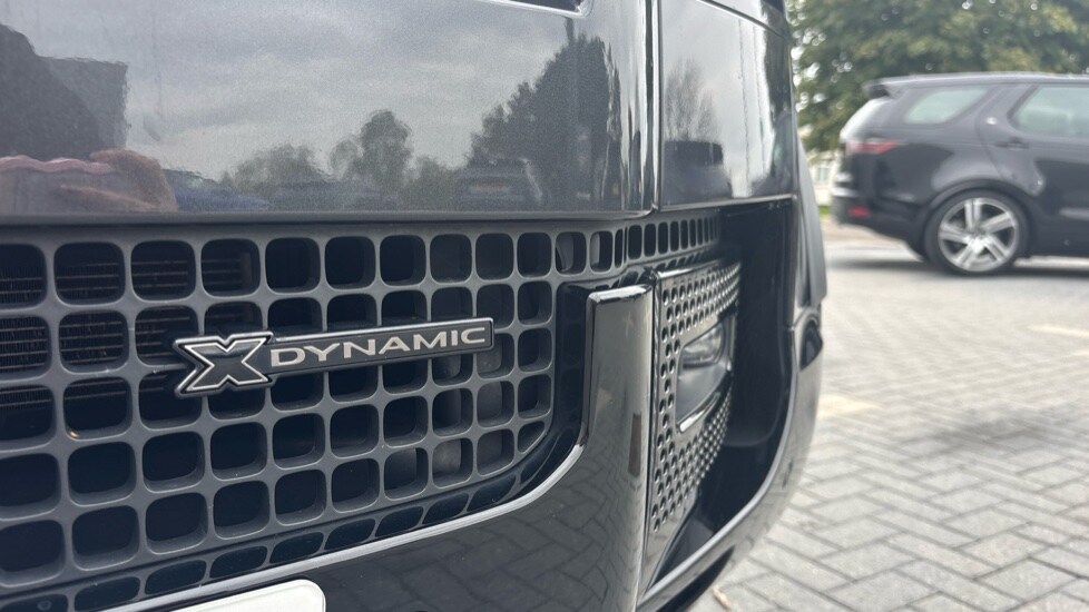 Used Land Rover Defender 2023 for sale - 76067003: Photo 45