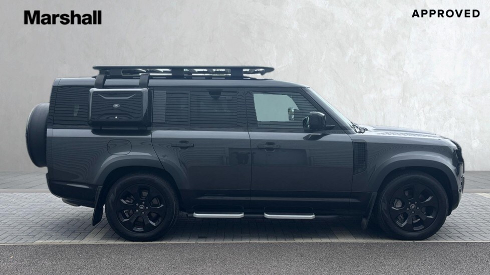 Used Land Rover Defender 2023 for sale - 76067003: Photo 5