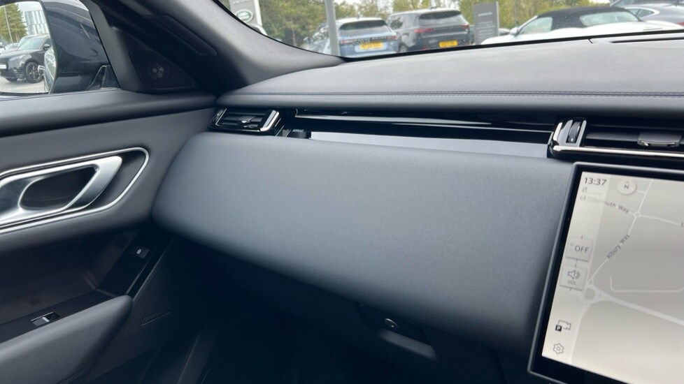 Used Land Rover Range Rover Velar 2025 for sale - 76007615: Photo 20