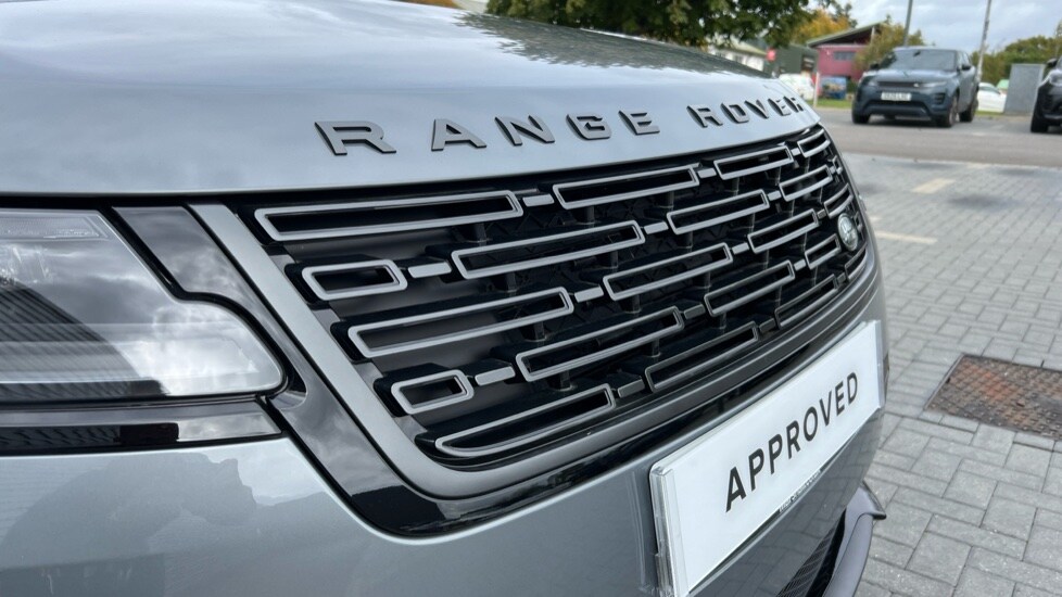 Used Land Rover Range Rover Velar 2025 for sale - 76007615: Photo 22