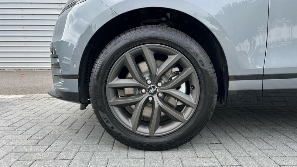 Used Land Rover Range Rover Velar 2025 for sale - 76007615: Photo 31