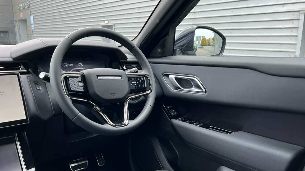 Used Land Rover Range Rover Velar 2025 for sale - 76007615: Photo 45