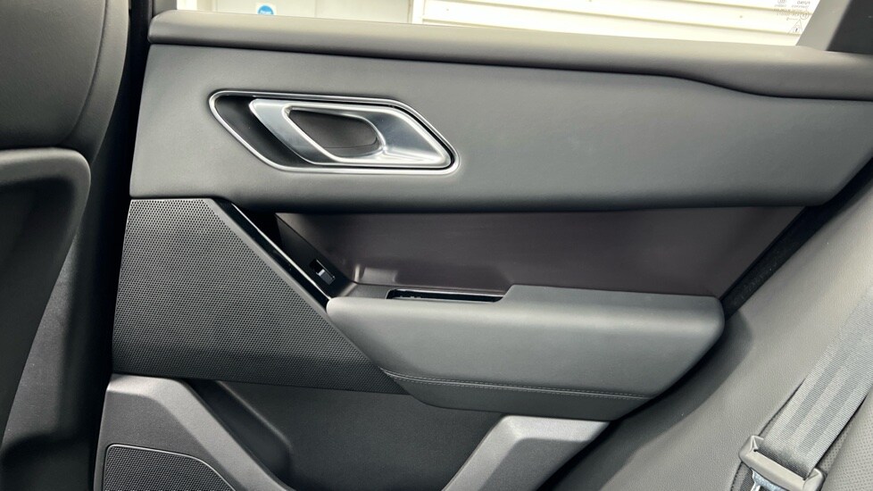 Used Land Rover Range Rover Velar 2025 for sale - 76007615: Photo 47