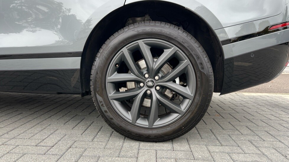 Used Land Rover Range Rover Velar 2025 for sale - 76007615: Photo 8