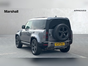 Used Land Rover Defender 2024 for sale - 76007805: Photo 2
