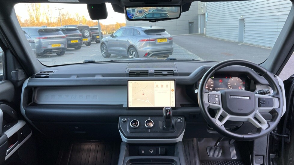 Used Land Rover Defender 2024 for sale - 76869342: Photo 9