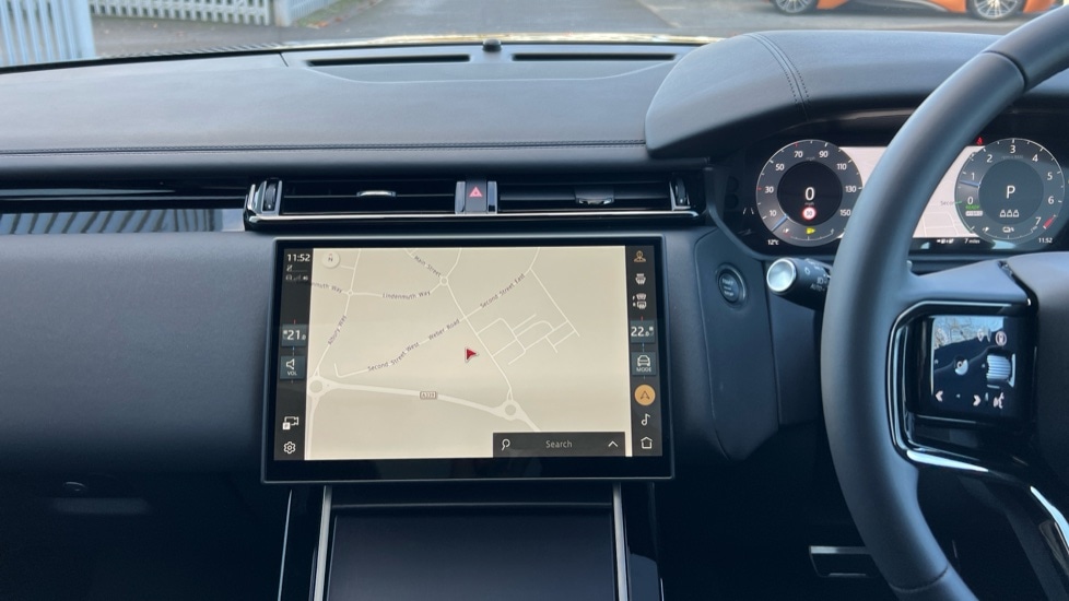 Used Land Rover Range Rover Velar 2025 for sale - 76873089: Photo 29