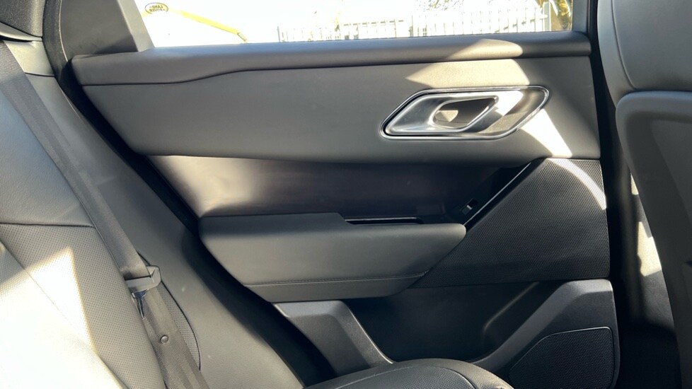 Used Land Rover Range Rover Velar 2025 for sale - 76873089: Photo 37