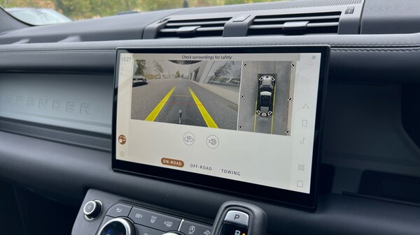 Used Land Rover Defender 2024 for sale - 76008264: Photo 12