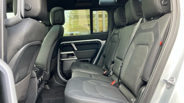 Used Land Rover Defender 2024 for sale - 76008264: Photo 4