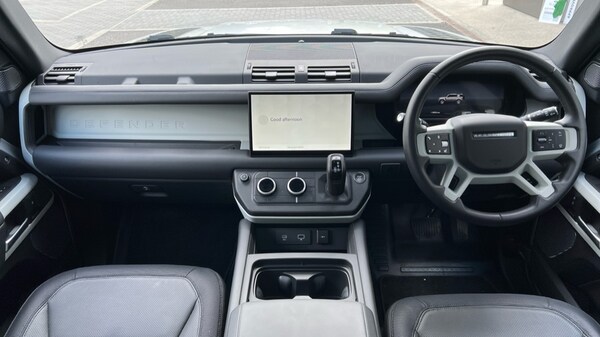 Used Land Rover Defender 2024 for sale - 76008264: Photo 9
