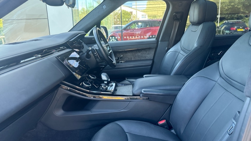 Used Land Rover Range Rover Sport 2023 for sale - 76869055: Photo 3