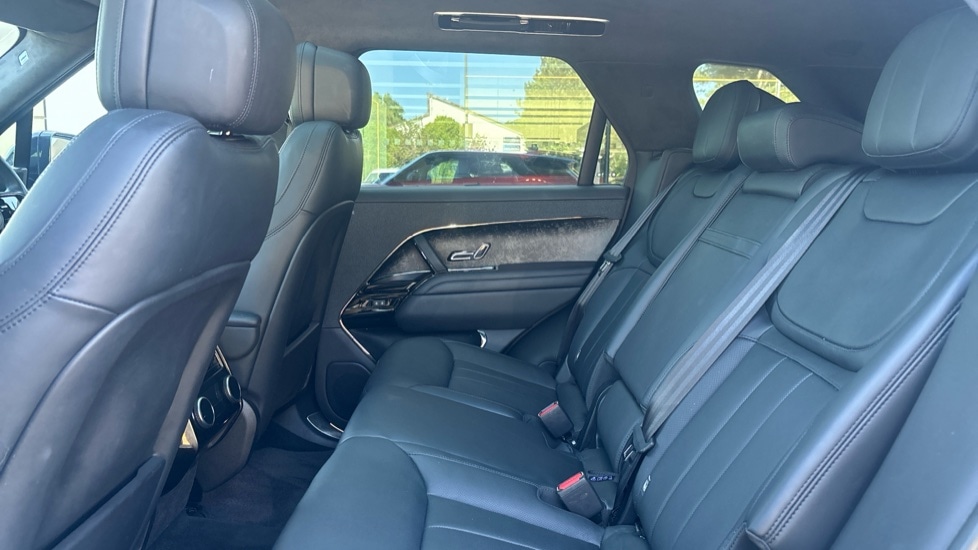 Used Land Rover Range Rover Sport 2023 for sale - 76869055: Photo 4