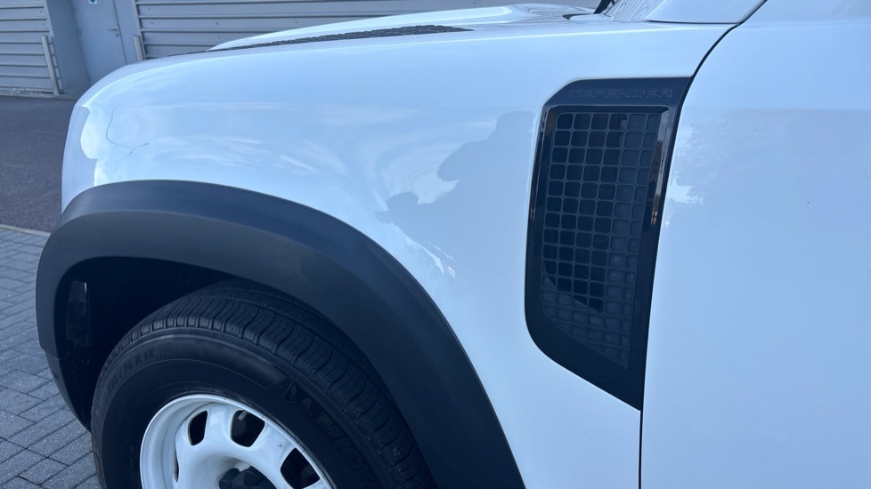 Used Land Rover Defender 2020 for sale - 76044481: Photo 20