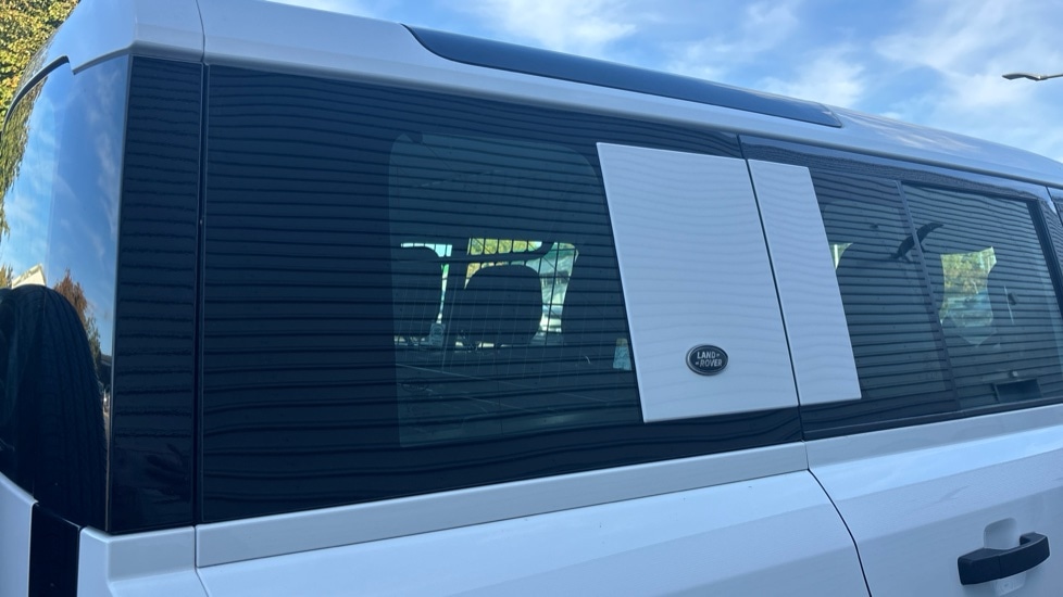 Used Land Rover Defender 2020 for sale - 76044481: Photo 37