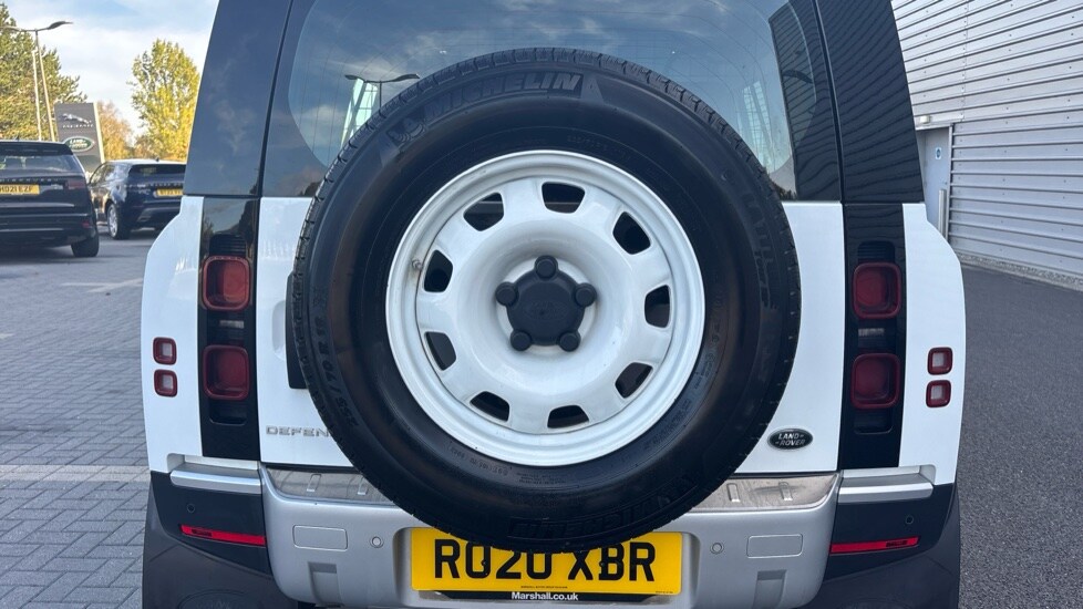Used Land Rover Defender 2020 for sale - 76044481: Photo 46