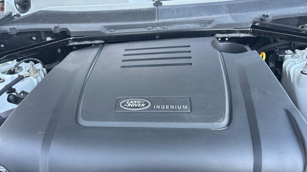Used Land Rover Defender 2020 for sale - 76044481: Photo 54