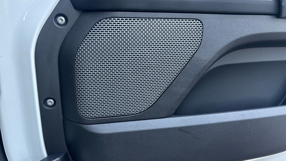 Used Land Rover Defender 2020 for sale - 76044481: Photo 59
