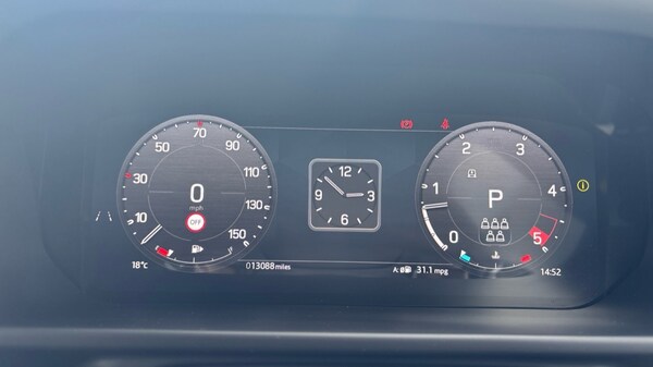 Used Land Rover Defender 2024 for sale - 76008282: Photo 16