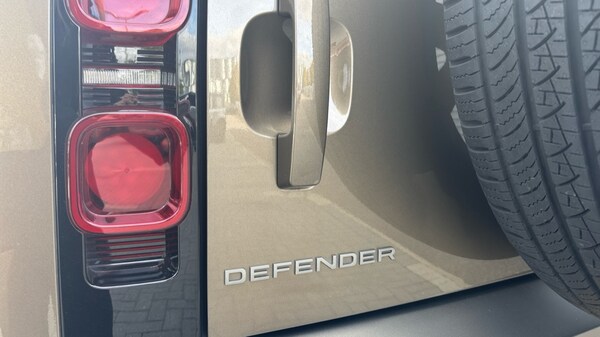 Used Land Rover Defender 2024 for sale - 76008282: Photo 19
