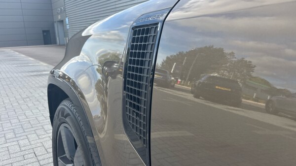 Used Land Rover Defender 2024 for sale - 76008282: Photo 20