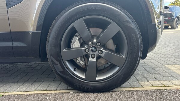 Used Land Rover Defender 2024 for sale - 76008282: Photo 33
