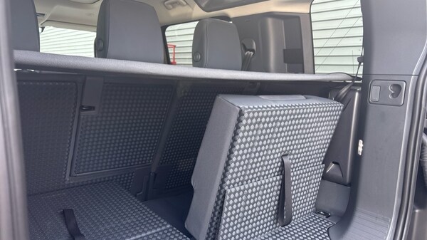 Used Land Rover Defender 2024 for sale - 76008282: Photo 38