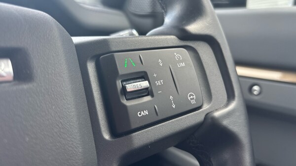 Used Land Rover Defender 2024 for sale - 76008282: Photo 48