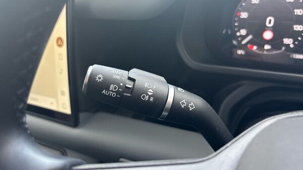 Used Land Rover Defender 2024 for sale - 76008282: Photo 49