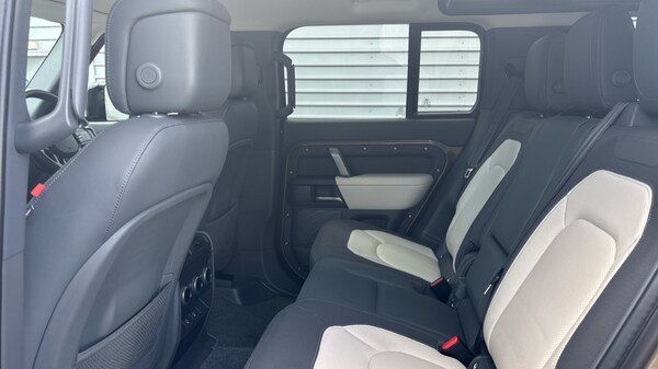 Used Land Rover Defender 2024 for sale - 76008282: Photo 4