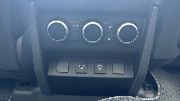 Used Land Rover Defender 2024 for sale - 76008282: Photo 54