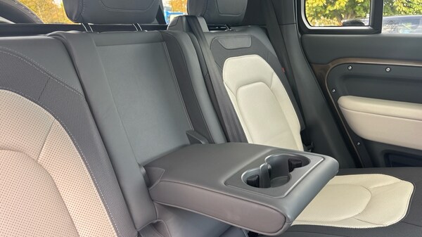 Used Land Rover Defender 2024 for sale - 76008282: Photo 55