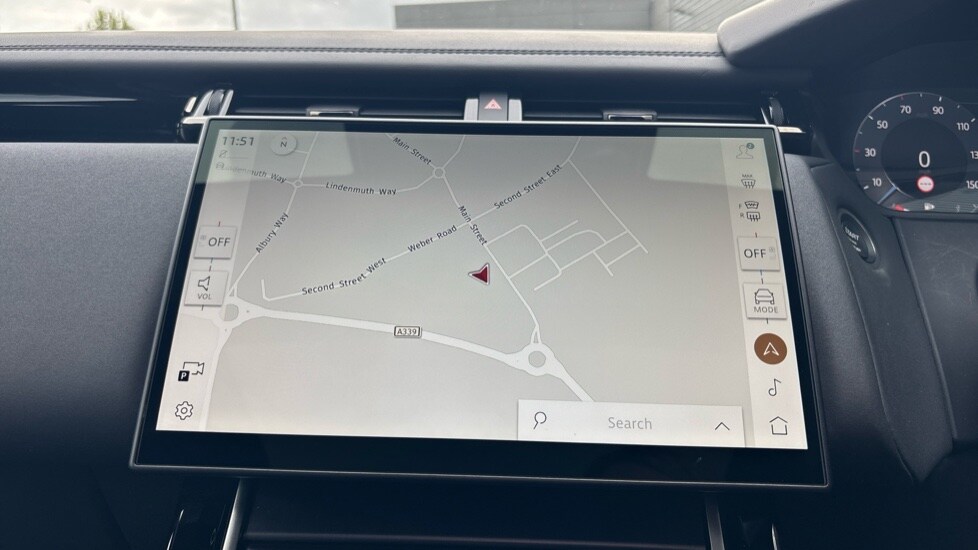 Used Land Rover Range Rover Velar 2025 for sale - 76008079: Photo 11