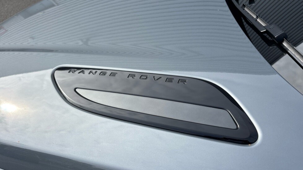 Used Land Rover Range Rover Velar 2025 for sale - 76008079: Photo 22