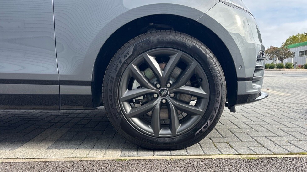 Used Land Rover Range Rover Velar 2025 for sale - 76008079: Photo 33